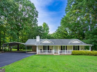 865 Waterview Dr, Lagrange, GA 30240