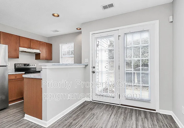 9365 Glenwater Dr #1 — Photo 7