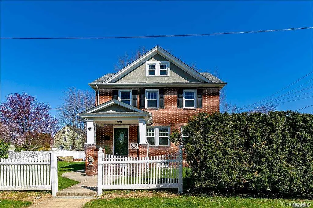 3 bed, 2.0 bath, 2000 sqft, $6,500 — Photo 1