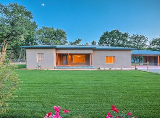 1118 El Pueblo Rd NW, Los Ranchos De Albuquerque, NM 87114