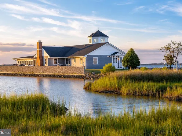 1713 Doeller Rd, Fishing Creek, MD 21634
