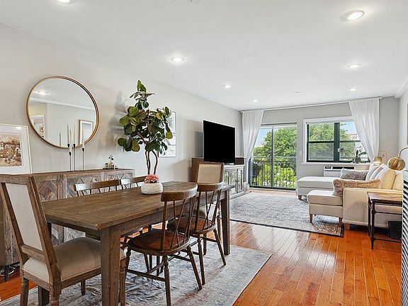 3rd image of 27-16 41st Ave #4A