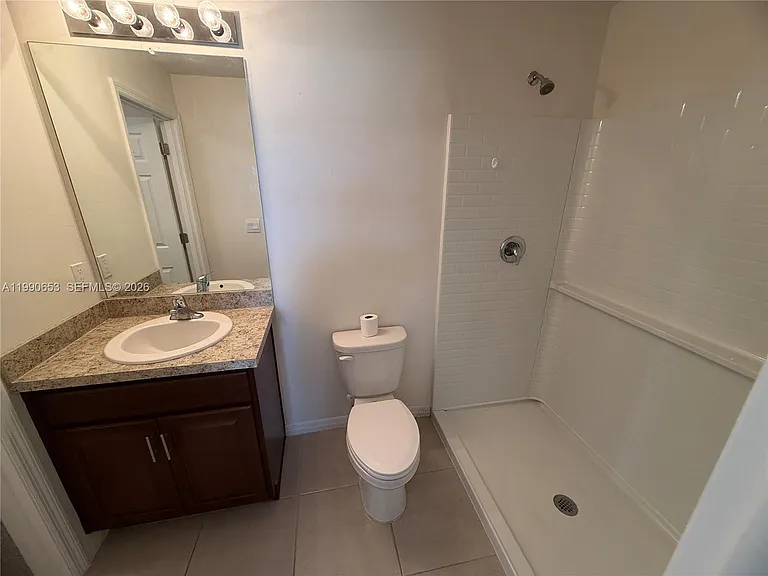 513 Ella Jean Pl — Photo 38