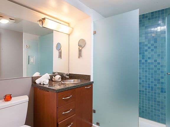 5th image of 200 Townsend St Unit 43