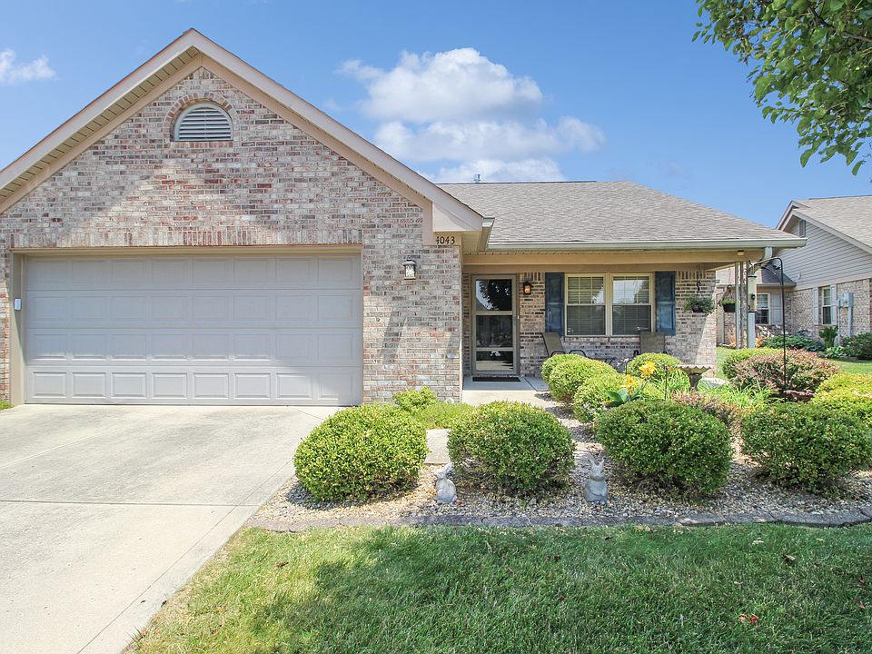 1st image of 4043 Oak Trail Dr