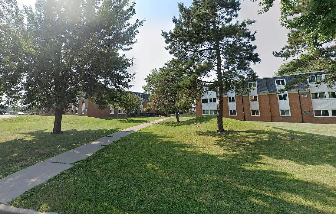2 bed, $1,495 — Photo 1