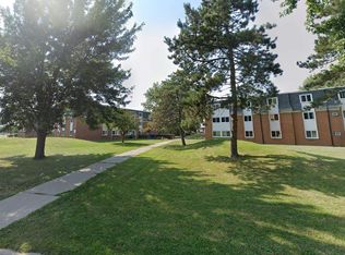 2609 Meadowbrook Ln, Windsor, ON N8T 2X9