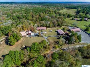 553 Old Six Mile Rd, Somerville, AL 35670