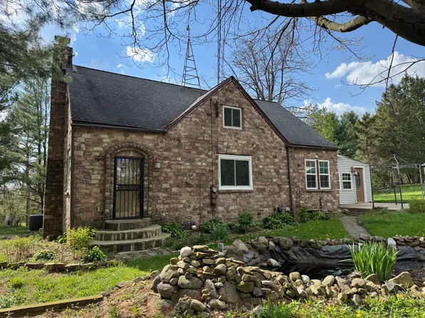 343 Bellus Rd, Hinckley, OH 44233