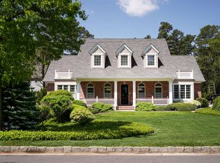 16 Pine St, Toms River, NJ 08753