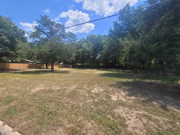 175 McArthur St, Crestview, FL 32539