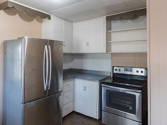 5th image of 308 W 3rd Ave