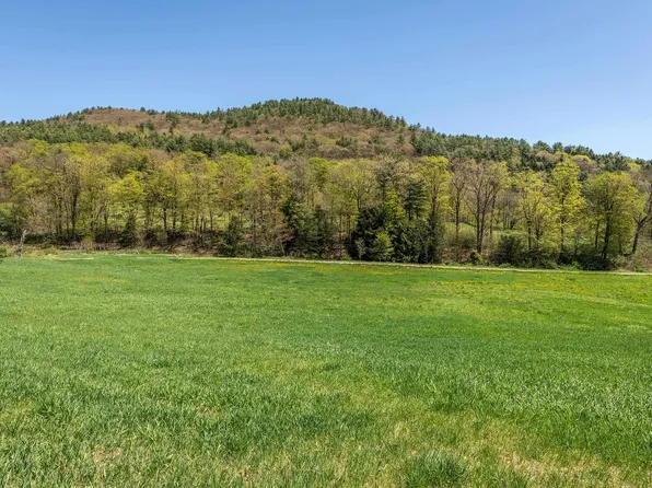 000 Green Mountain Turnpike, Chester, VT 05143