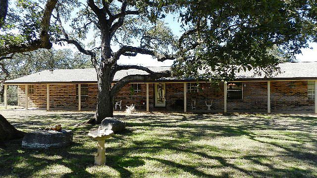 1st image of 355 Hunters Glen Dr