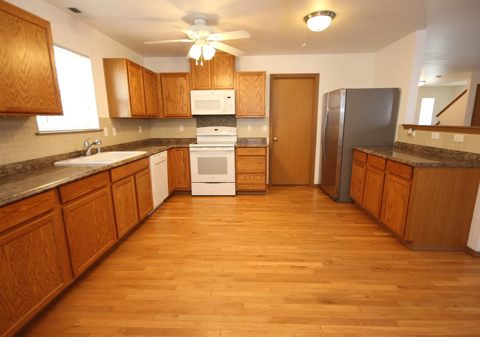 Large Corner Lot in Spanaway! — Photo 2