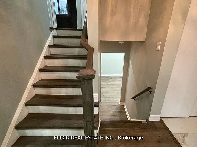 30 Trotters Ln — Photo 8