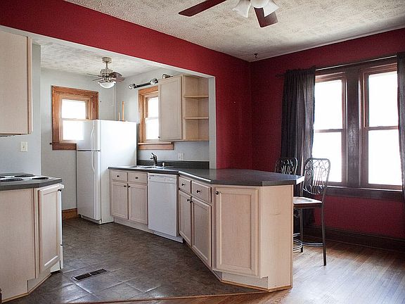 Breakfast Bar Kitchen