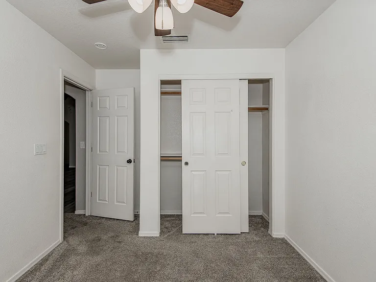 2195 E Emerald River Way — Photo 27