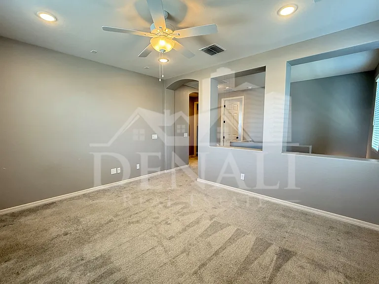 15068 W Pierce St — Photo 21