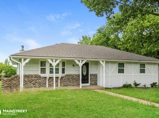 534 McDonald Rd, Leavenworth, KS 66048