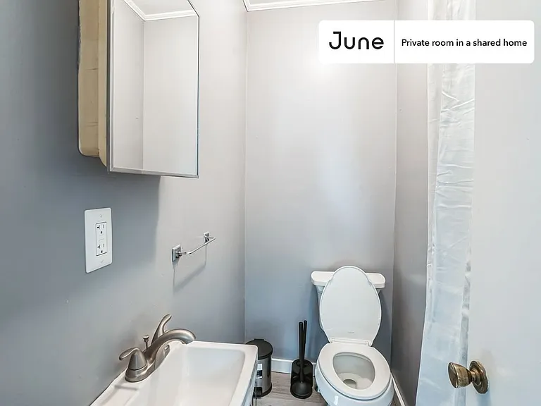 19 Harrison St #D — Photo 15