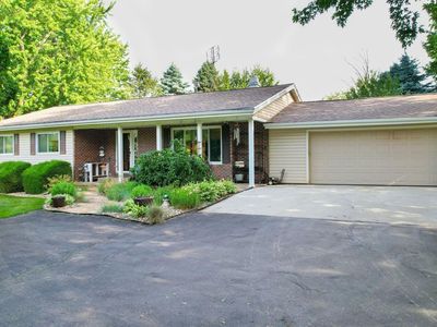 103 Carter Rd, Sergeant Bluff, IA, 51054