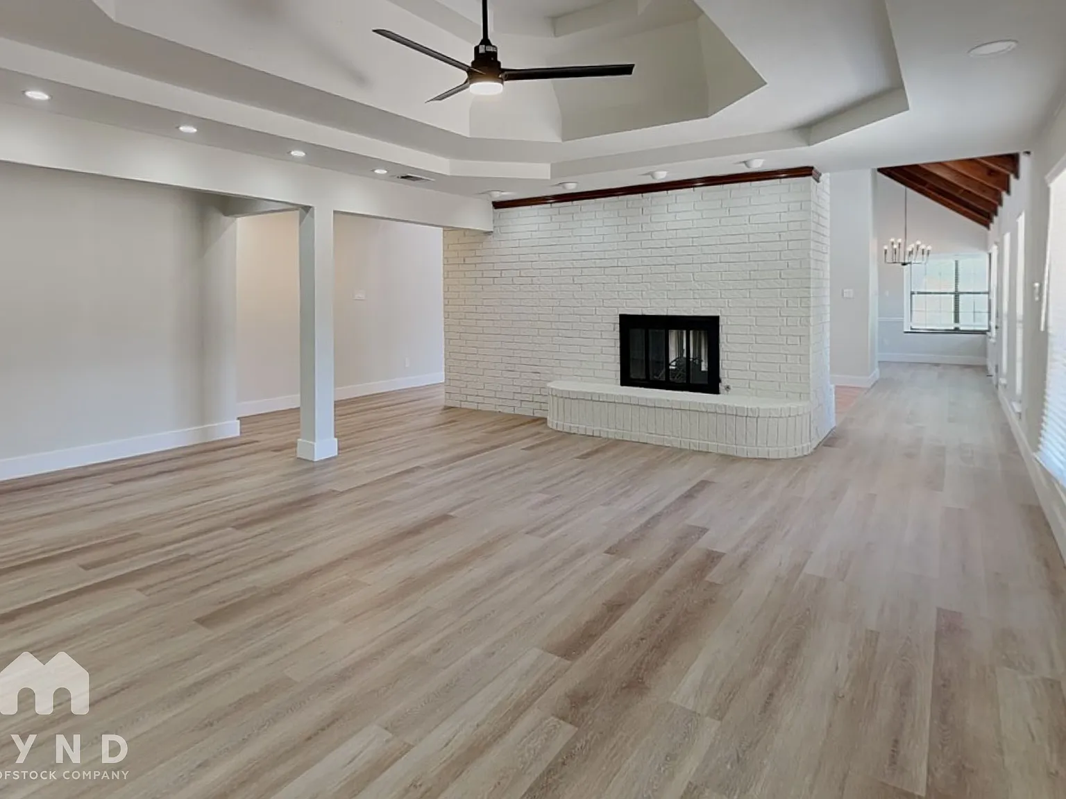 5 bed, 3.5 bath, 4286 sqft, $3,600 — Photo 4