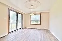 7887 Dufferin St — Photo 17