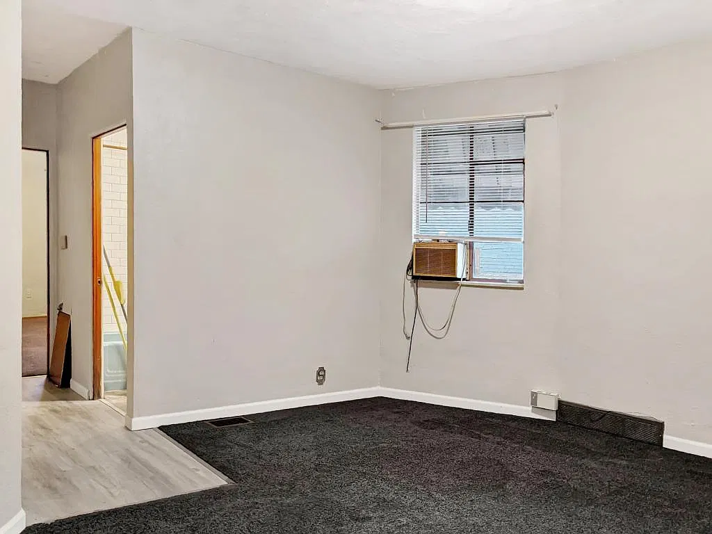 7076 Lemington Ave — Photo 4