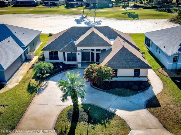 5072 Strafford Oaks Dr, Sebring, FL 33875