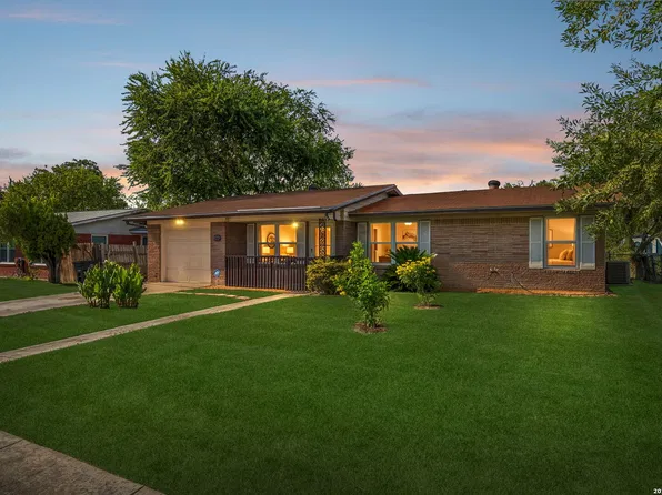 215 Hialeah Ave, San Antonio, TX 78218