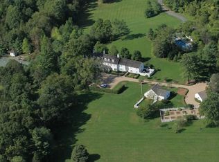 2001 Larger Cross Rd, Far Hills, NJ 07931