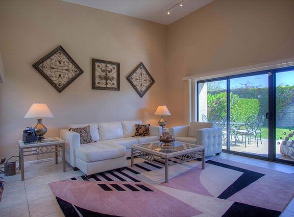 2nd image of 336 Tiffany Cir E