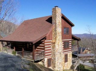 462 Devils Lake Dr, Seven Devils, NC 28604