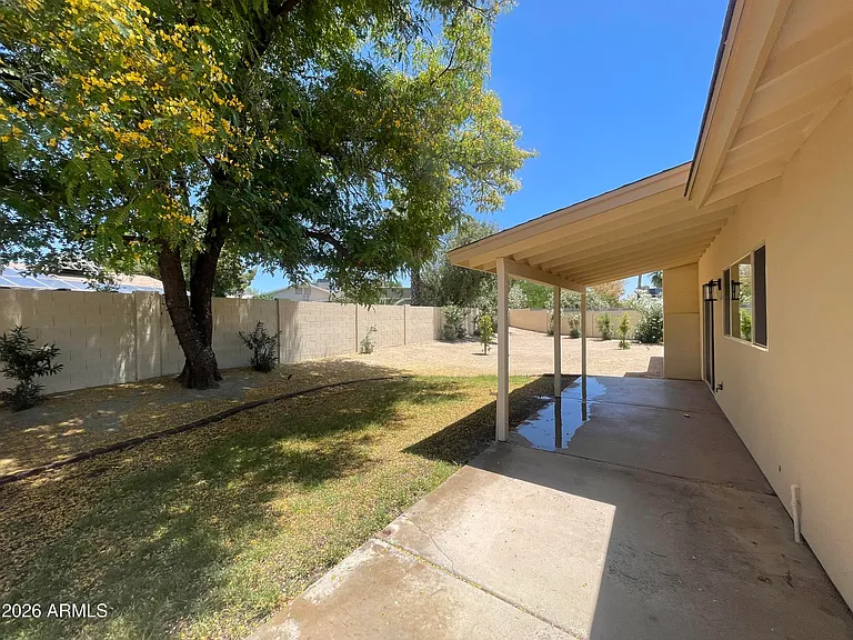 2920 E Michelle Dr — Photo 18