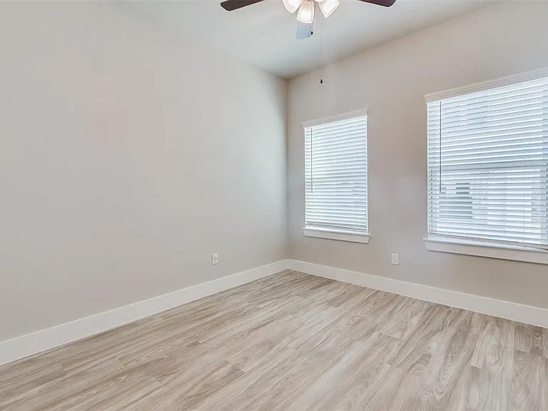 7705 Rainbow Close Ln — Photo 20