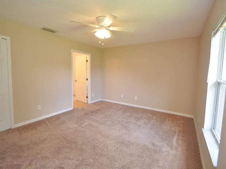 37 Louisburg Ln — Photo 19