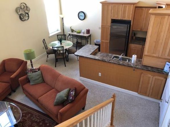 50 W High St APT 204