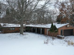 22900 Thorncliffe St, Southfield, MI 48033