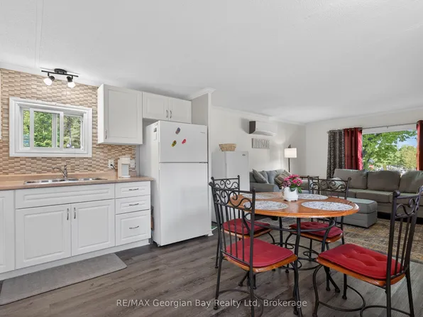 5263 Elliott Side Rd #81, Tay, ON L0K 1R0