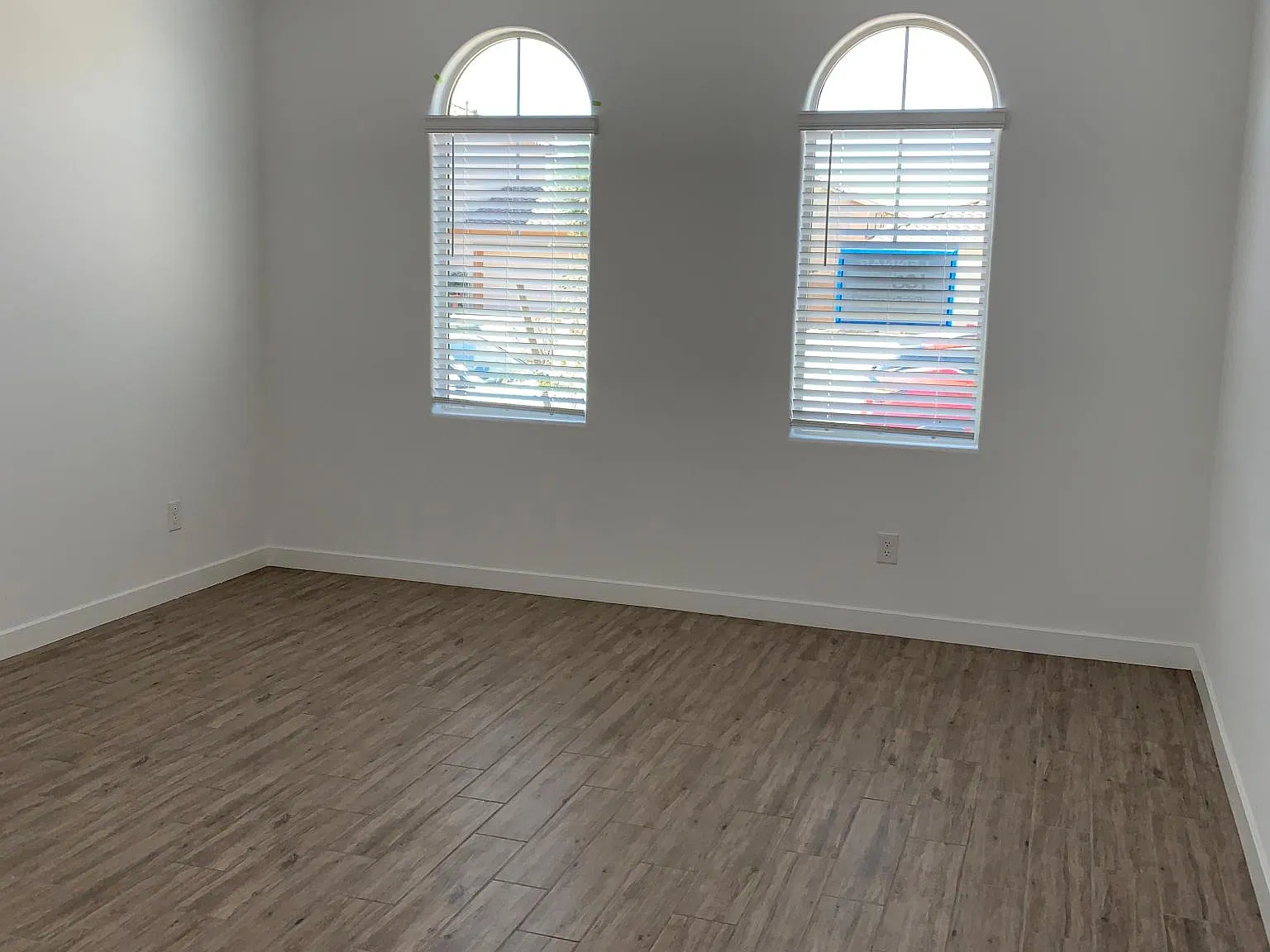 454 E White Wing Dr — Photo 4