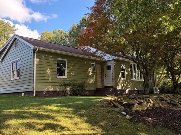 101 Fairground Rd, Ford City, PA 16226