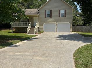 38 Canefield Dr, Cartersville, GA 30120