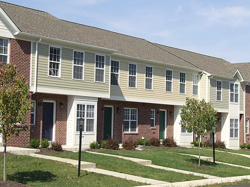 150 Laurel Crest Dr Photo 1