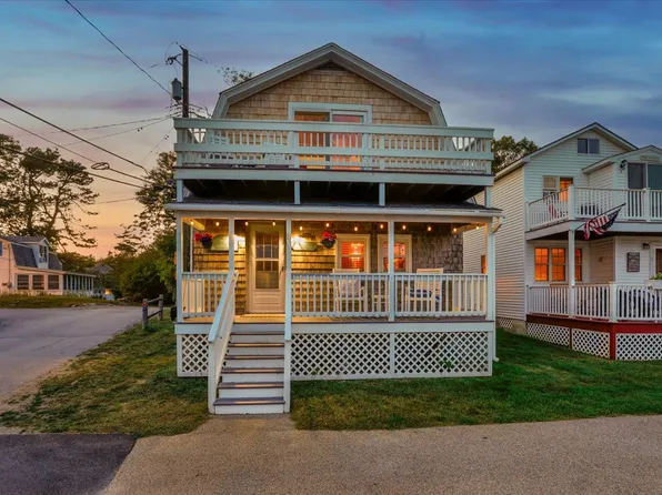 5 Morningside Dr, York, ME 03909
