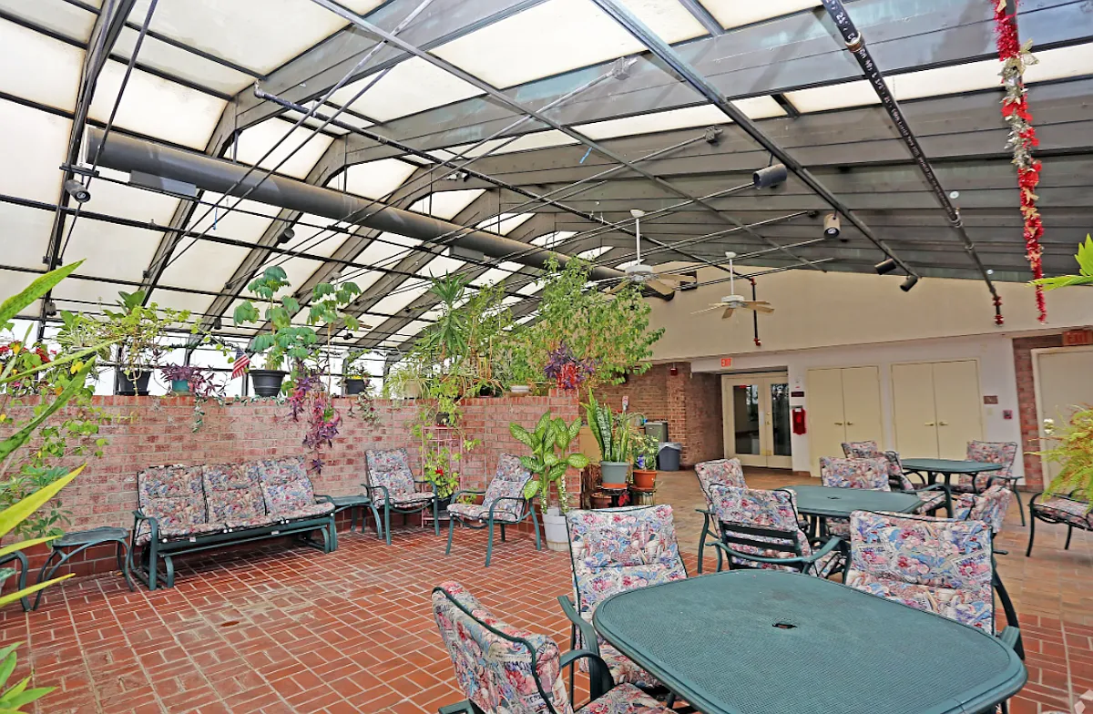 Charter House — Photo 2
