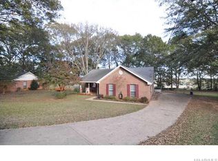 4800 Summit Cir, Millbrook, AL 36054