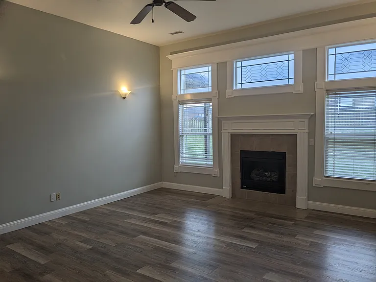 915 Golden Eye Ct — Photo 9
