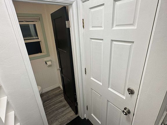 5th image of 2328 Loma Dr