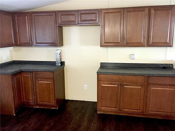 4th image of 720 N Winter Park Dr